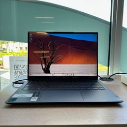 💻 Lenovo 17" Laptop | 11th Gen i7 | 16GB RAM | 1TB SSD | Touchscreen 💻