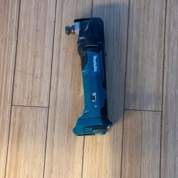 Makita multi tool