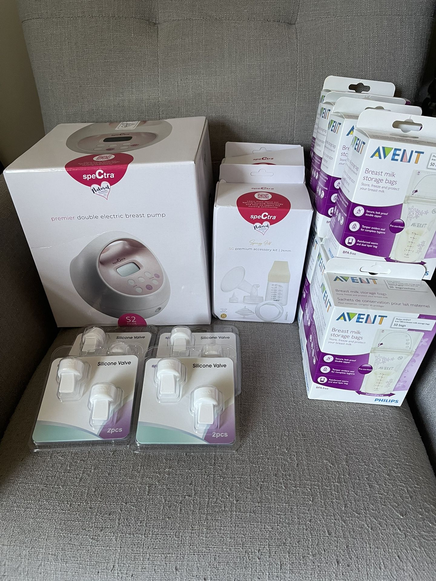 Breast pump With Supplies BRAND NEW UNOPENED