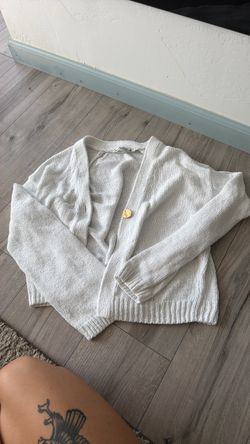 Abercrombie size small white cardigan