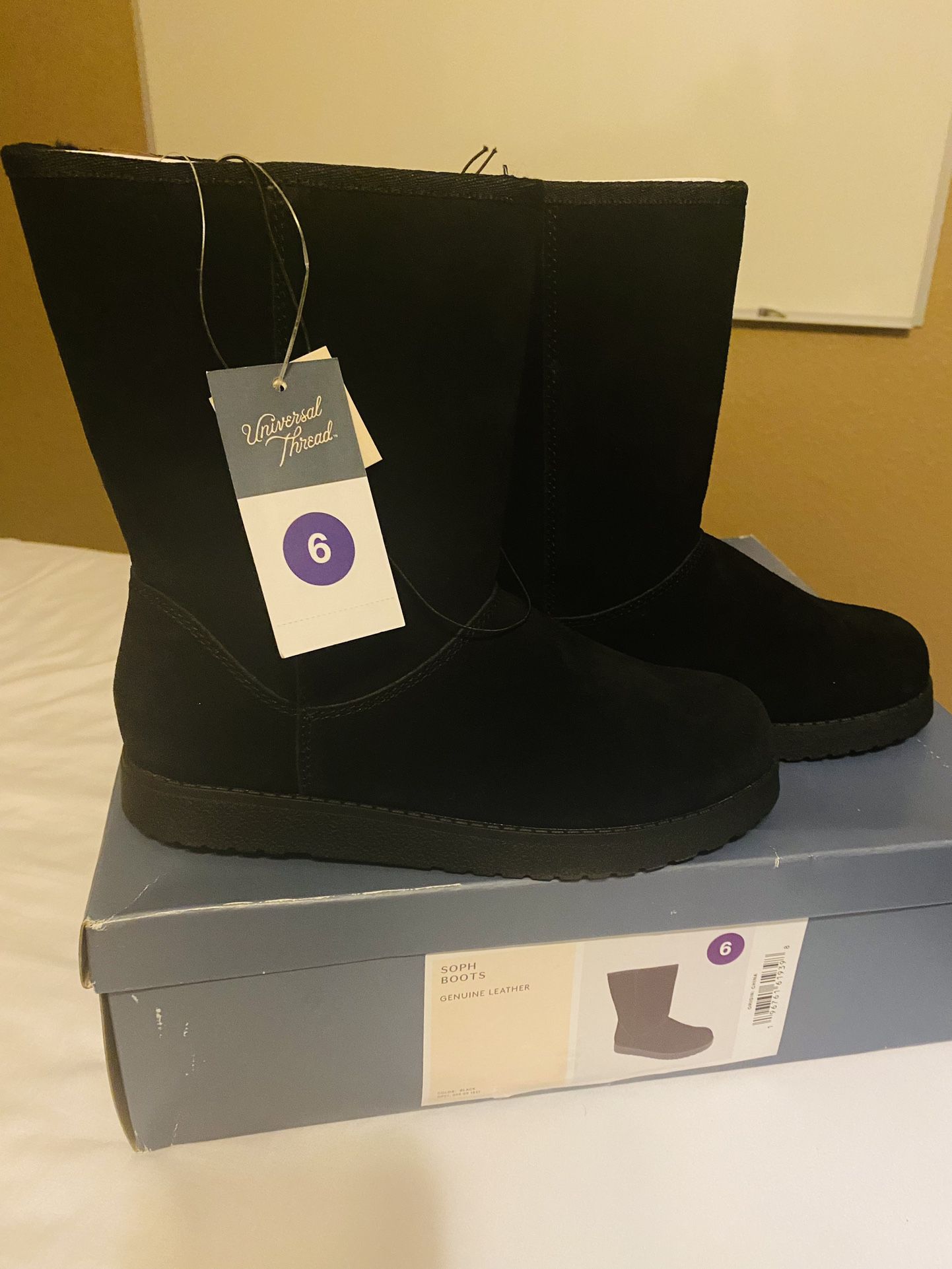 Black Boots  (New!)