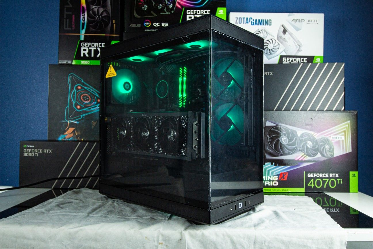 RTX 4080 Super Intel Core i9 12900k 32gb GameRock Gaming
