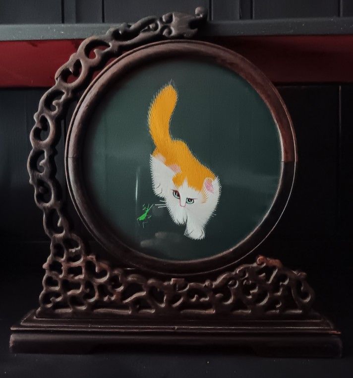 Vintage Chinese Embroidery Of 2 Sided Cats Frame Glass/Wood 12