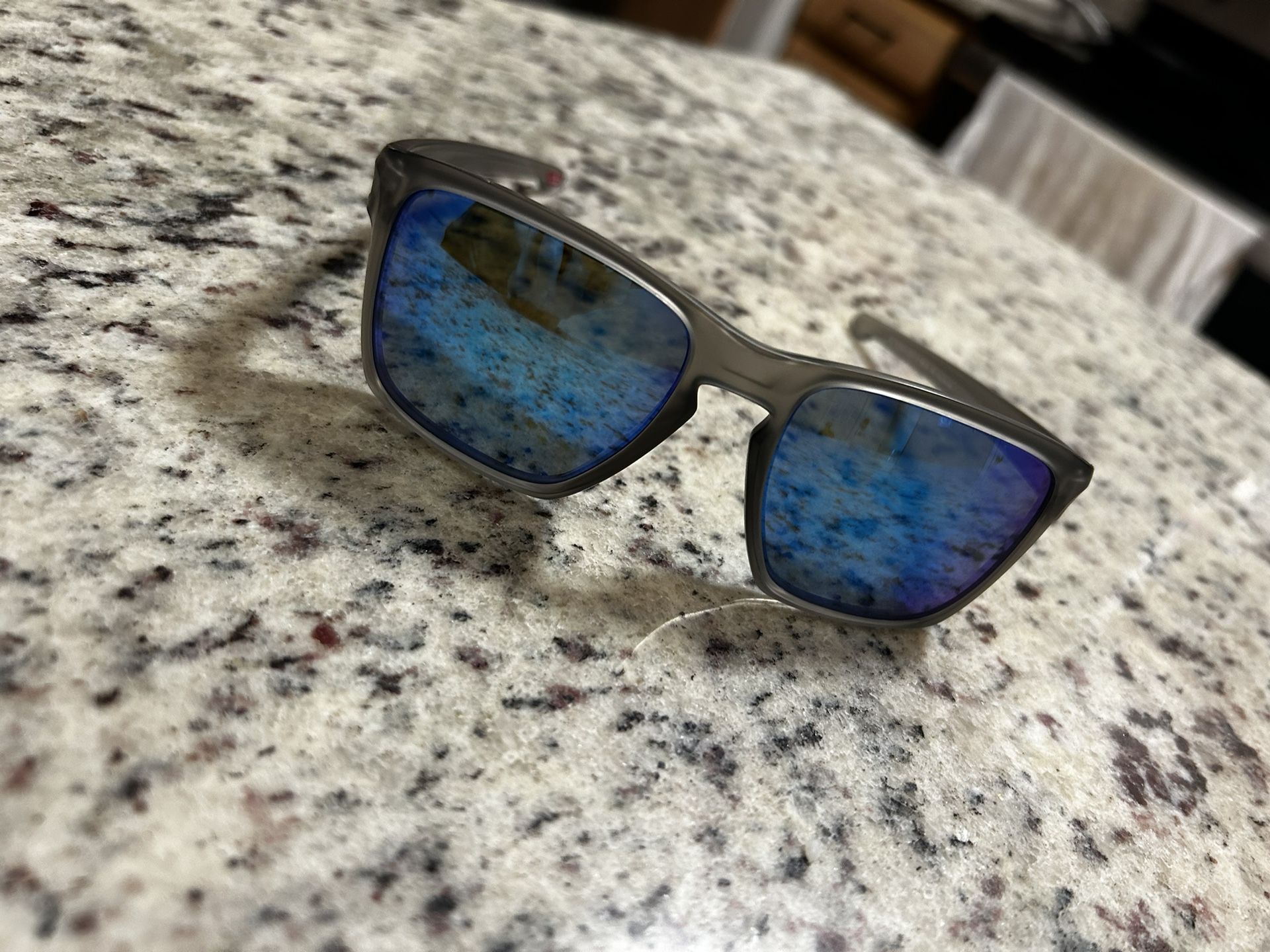 New Oakley Sliver XL