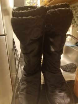 sz5B coach boots beautiful blk