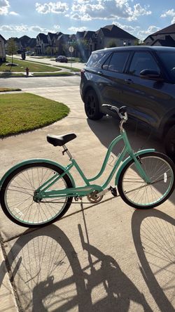 Huffy 26” Nel Lusso Women’s Cruiser Bike