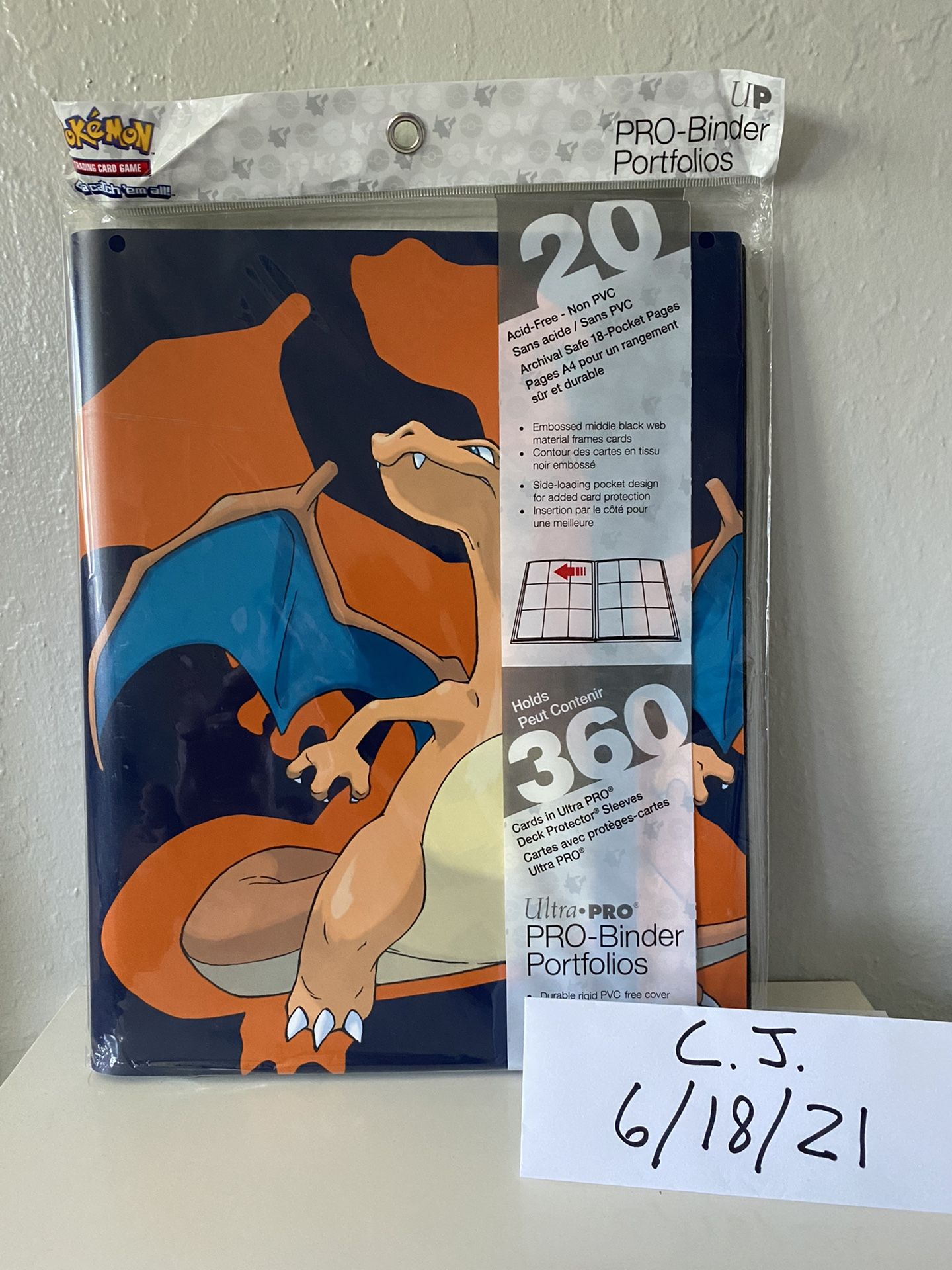 Pokémon Charizard 9-Pocket Pro Binder