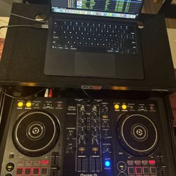 Ddj 400 