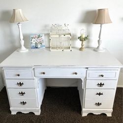 Vintage Shabby Chic Desk
