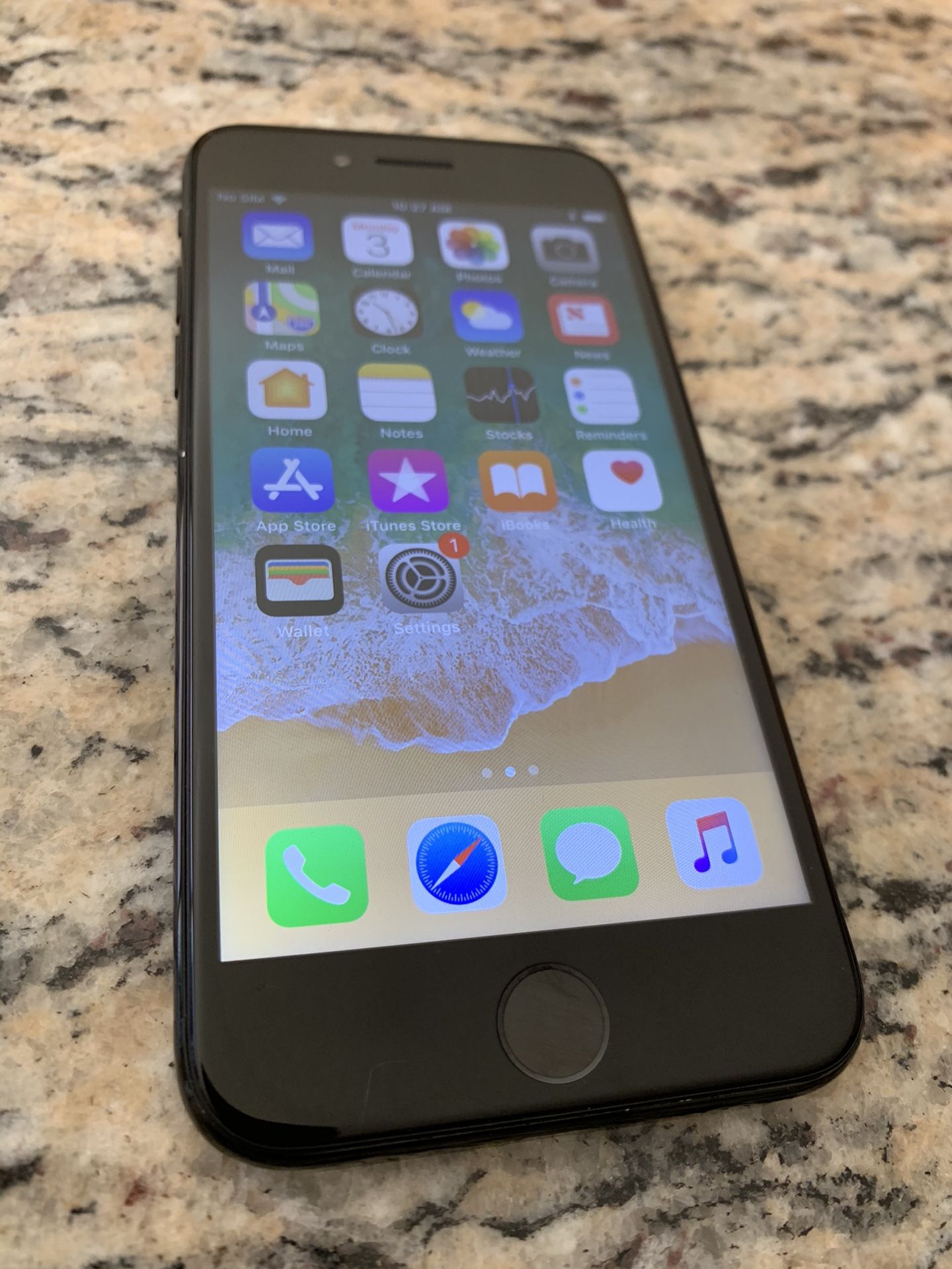 iPhone 7 128gb UNLOCKED