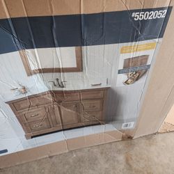 Necesito Una Persona K Sepa Poner Tile En El Piso