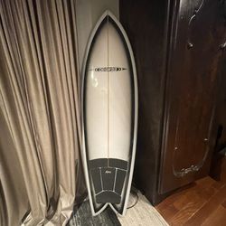new surfboard 6’2”