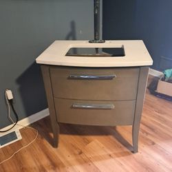 Bathroom Vanity With Quartz Counter Top With Faucet