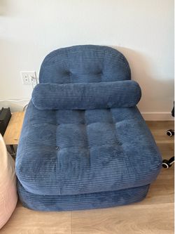 Foldable couch