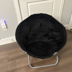 Plush Saucer Chair