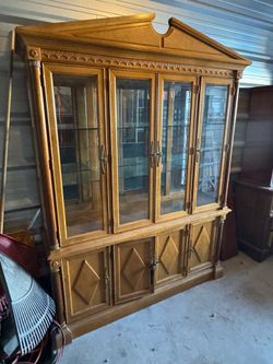 Solid Wood China Cabinet / Display Hutch – Glass Shelves & Light