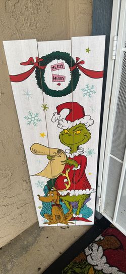 Grinch Christmas Tree