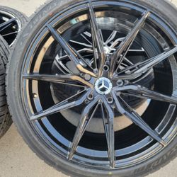 20"new Staggerd VARRO Vd40x Flo-Forged Gloss Black Wheels With New Tires For MERCEDES BENZ CLS550 