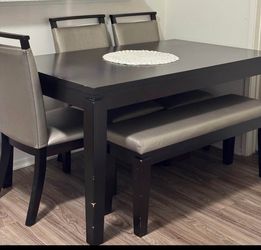 Dining Table Set