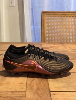 Nike - Tiempo Maestro Elite FG Soccer Cleats