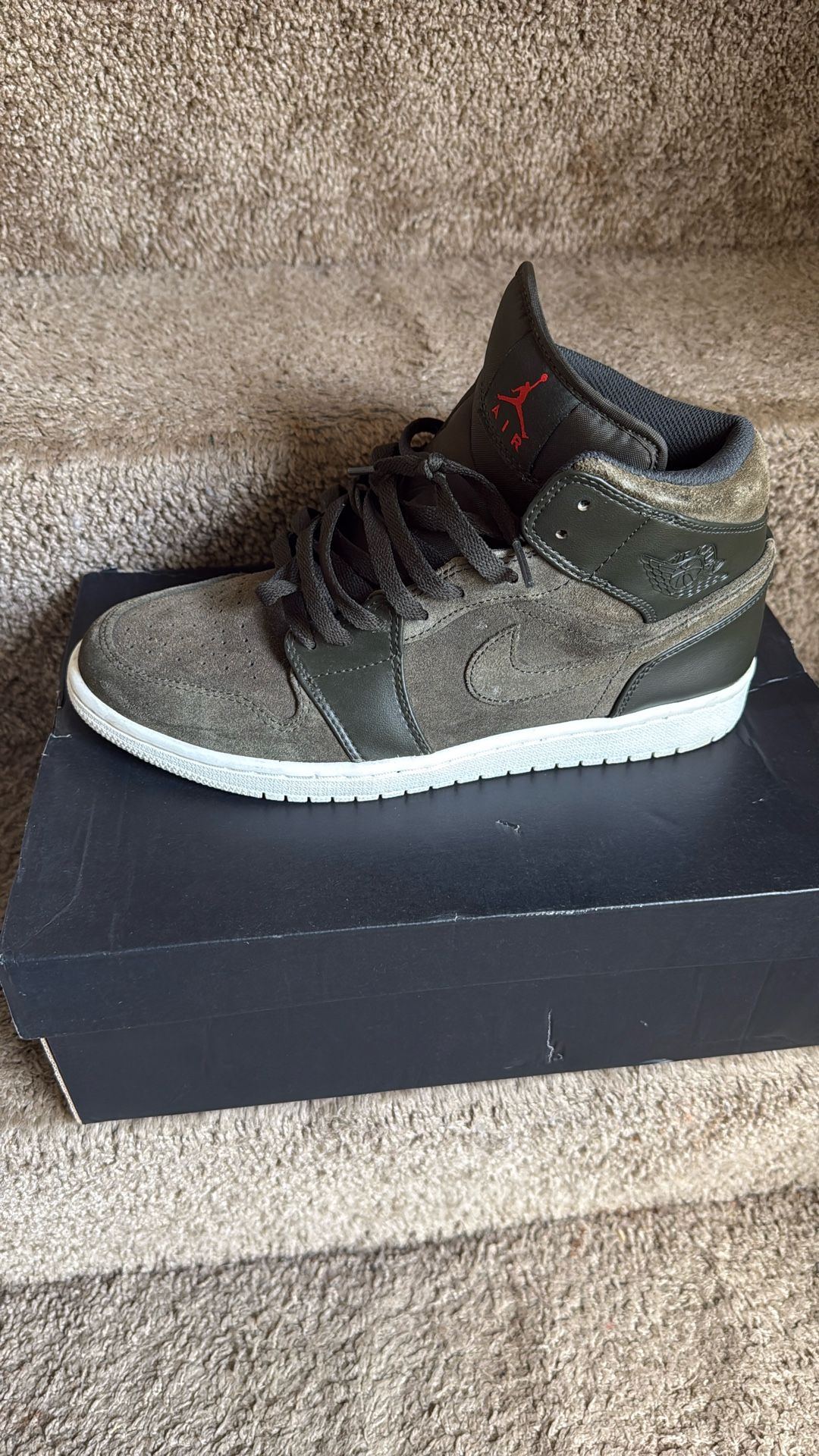 Retro Mid Sequoia 