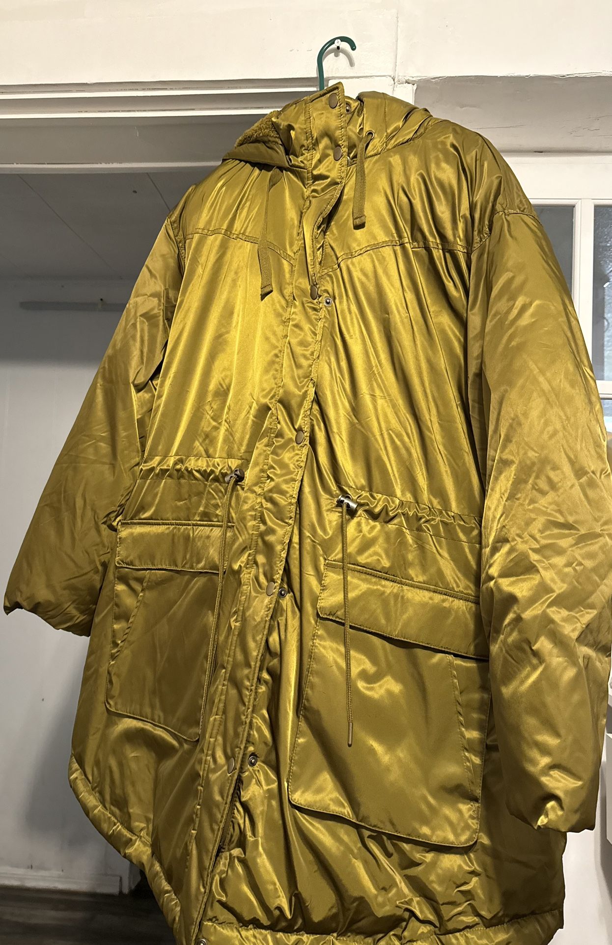 Universal Thread XXL Olive Green Puffer Jacket