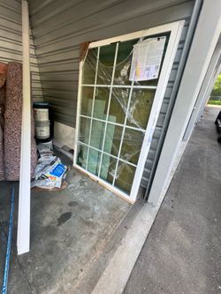 Brand New construction windows with grids