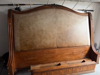 Solid oak vintage bed need off hands ASAP