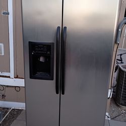 REFRIGERATOR