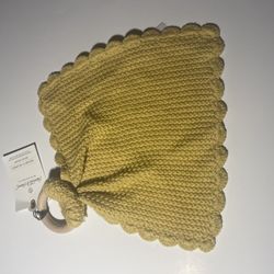 Yellow Security Blanket with Wooden Ring Hearth & Hand NWT Quality Soft Comfort