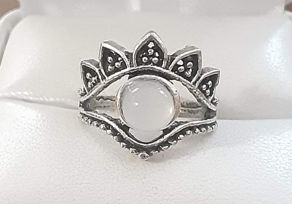 Iodized Sterling Silver Natural Moonstone Crown Ring 