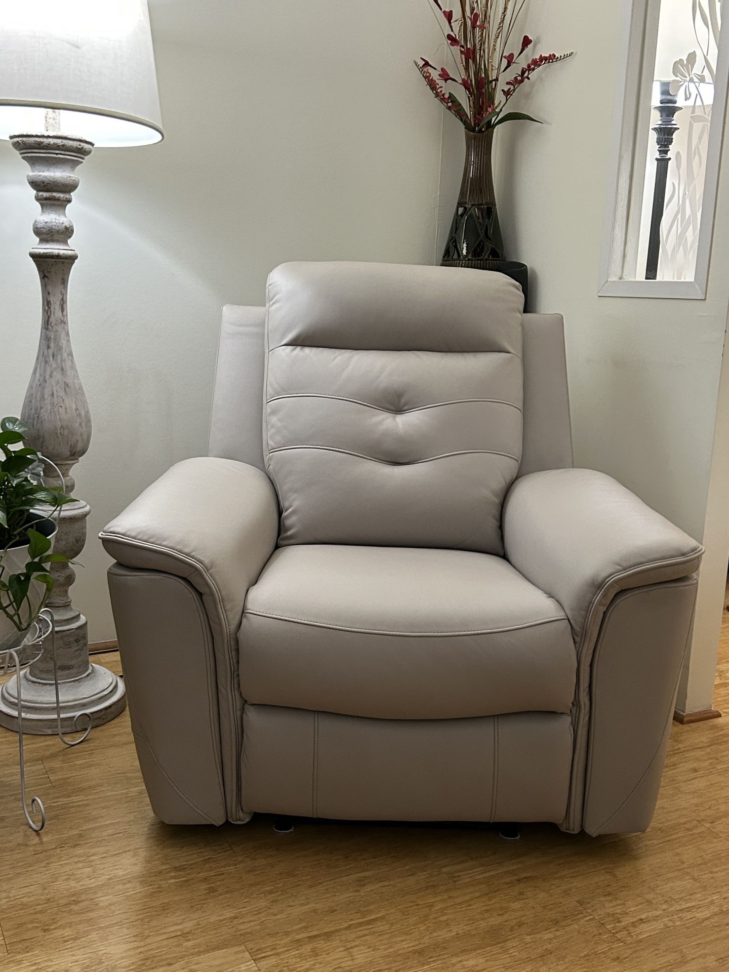 Power recliner