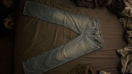 Light blue Levi’s 501 30 x 30