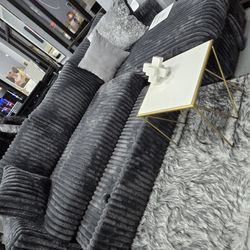 ✨️ Sectionals, 2pc Sofas ✨️ Furniture Queen Bedrooms, Dining Avail
