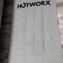 Hotworx Mat And Towel 