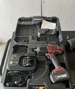 Half In Matco Impact 20v 1600ft.lbs