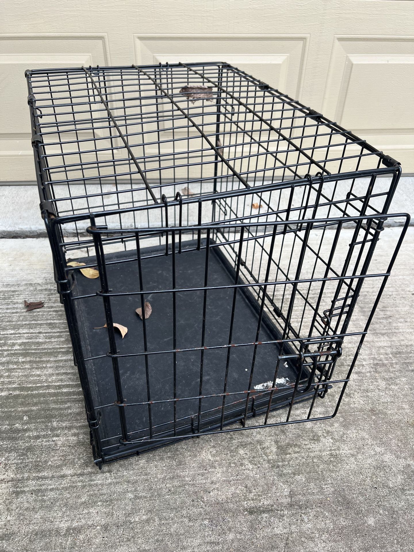 Dog Cage / Crate