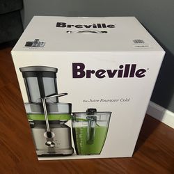 Breville Juicer (Brand New)
