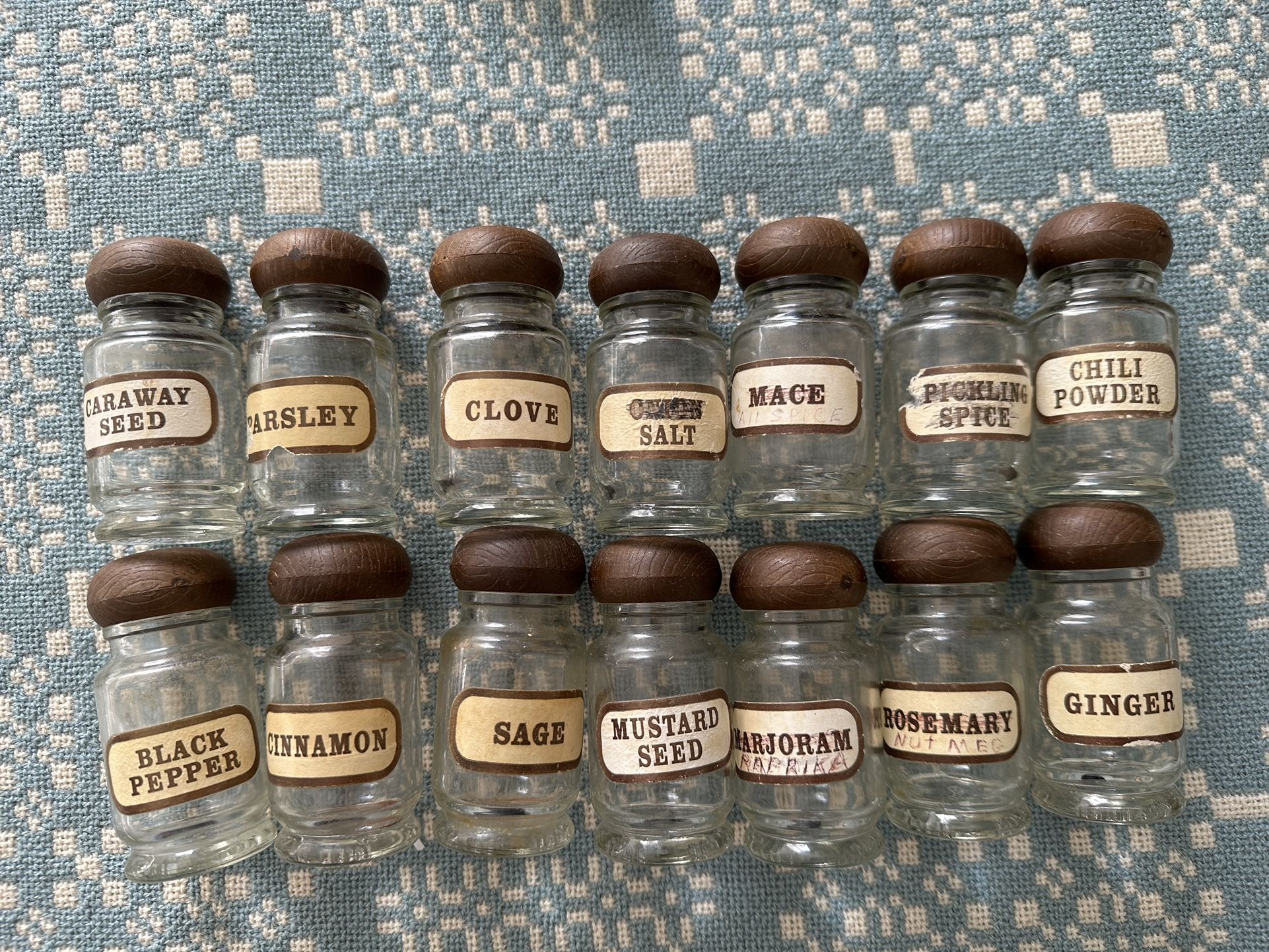Vtg. 14 Retro Spice Jars With Lids (labels As Is)