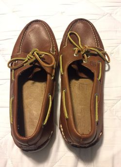 Tan summer sperrys