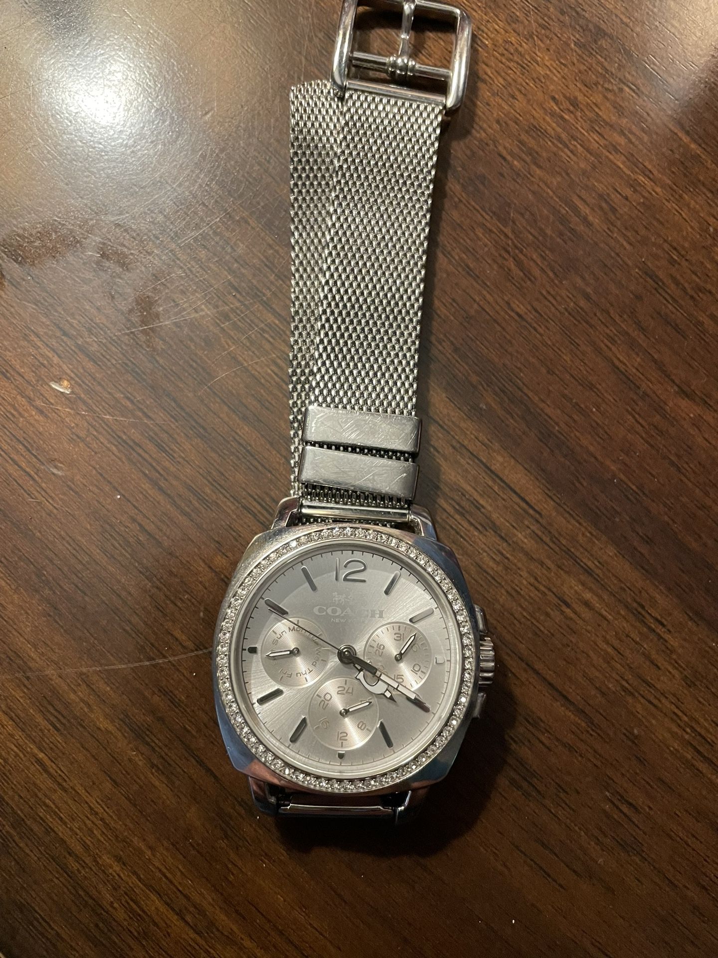 Women’s Coach Watch