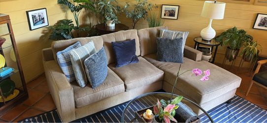 Sectional Sofa for Sale – Great Condition!