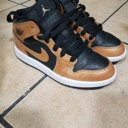 Kids Jordan 1