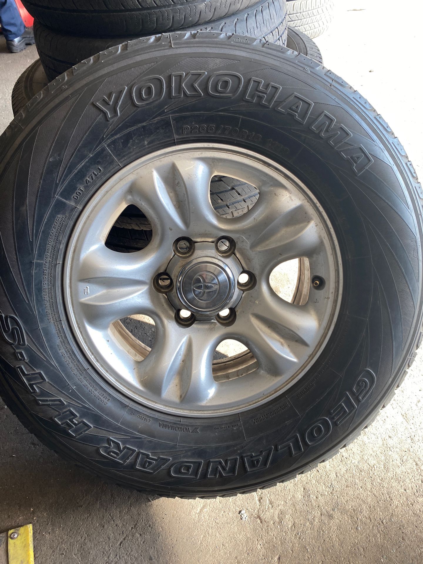 Toyota Tacoma ::16 inch wheels for $100 for four with tires not to good ...