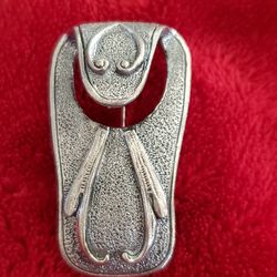 Vintage Silvertone Sarah Coventry Brooch Pin with Scroll Design 