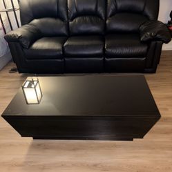 Living  Room Center/Coffee Table 