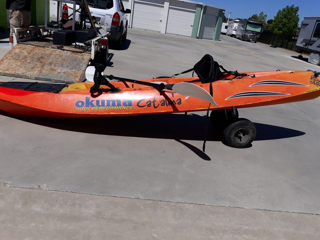 Cobra kayak navigator/ okuma catalina sit on top fishing platform for