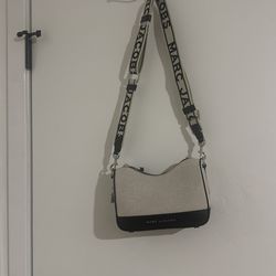 Marc Jacobs Cross Body Bag