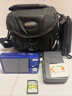 Sony Cyber-Shot DSC-W560 14.1MP Digital Camera Blue Bundle