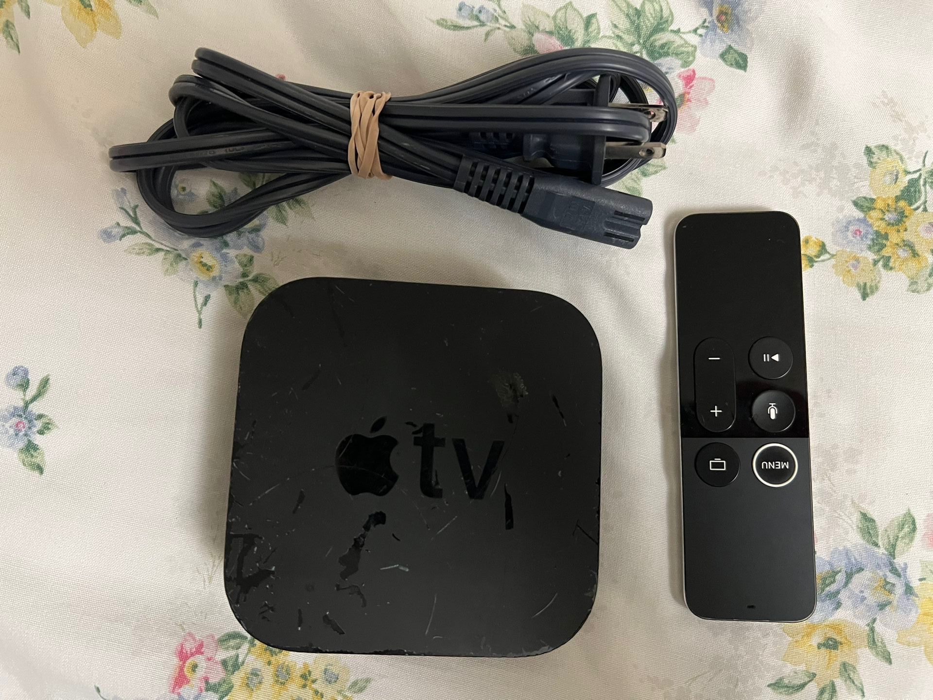 Apple TV 4K HDR - 32GB - Ethernet and WIFI 